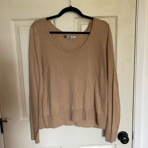 Jennifer Lopez. Size XL. Tan Sweater. Gold bead details